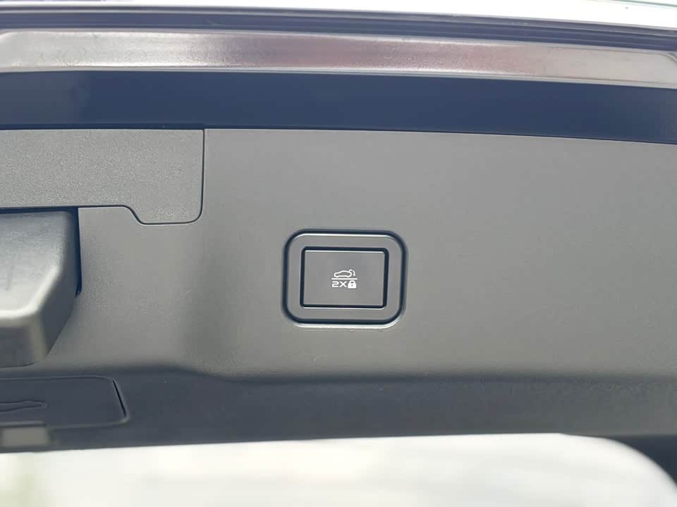 Changan UNI-V Changan UNI-V