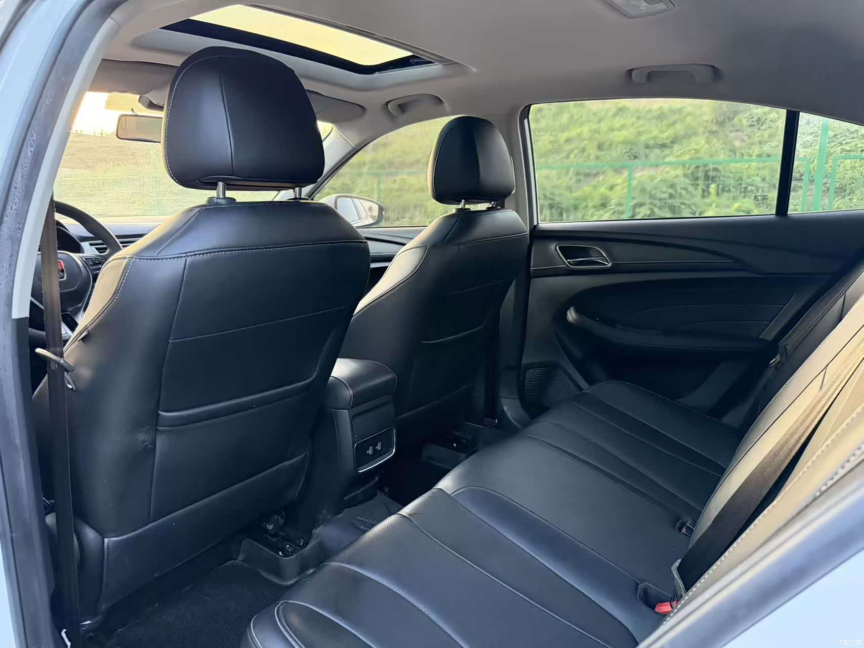 Roewe i5, 2019 9