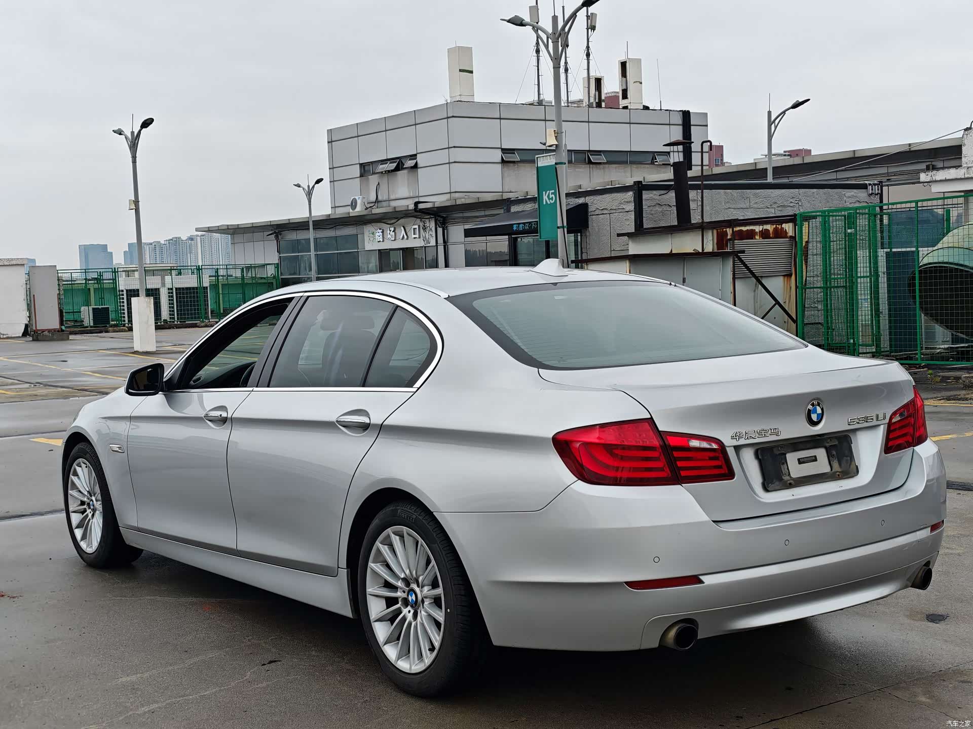 BMW 5 Series, 2012 6