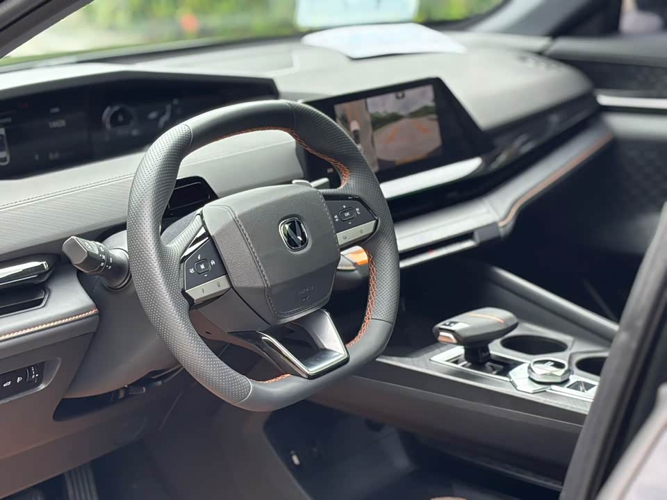 Changan UNI-V Changan UNI-V