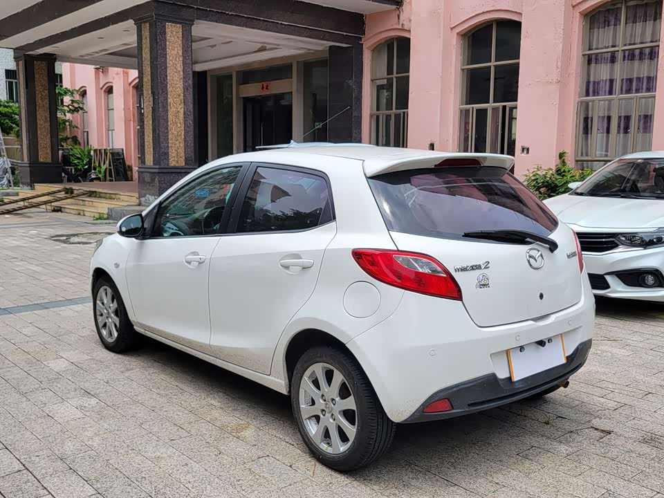 Mazda 2 Mazda 2