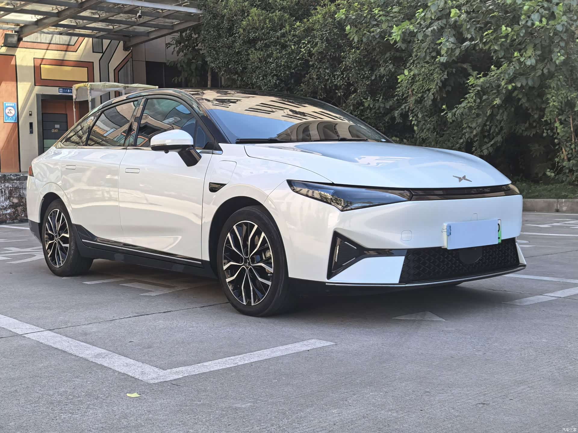 Xpeng P5, 2022 3