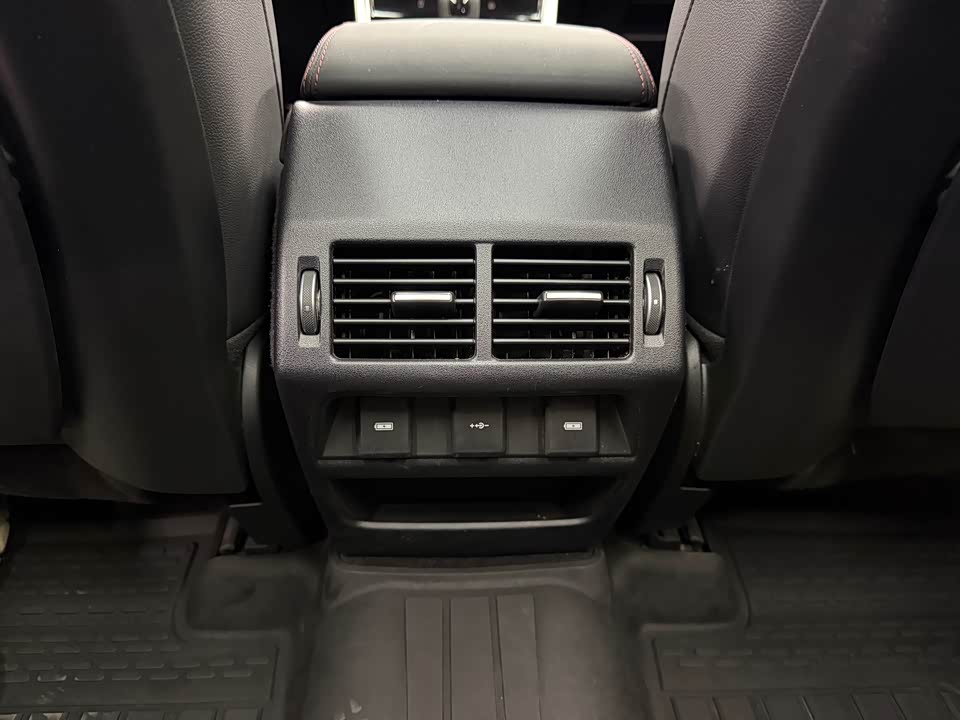 Land Rover Discover sports