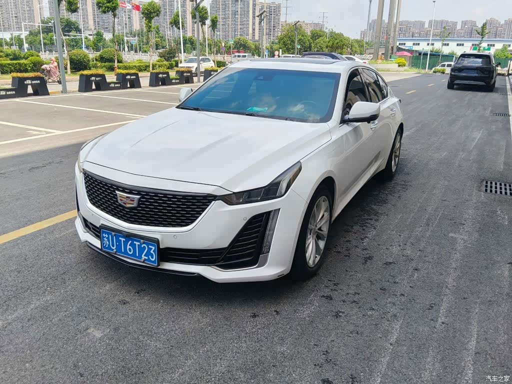 Cadillac CT5
