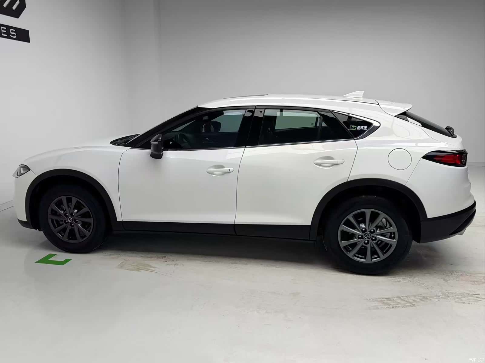 Mazda CX-4, 2021 9