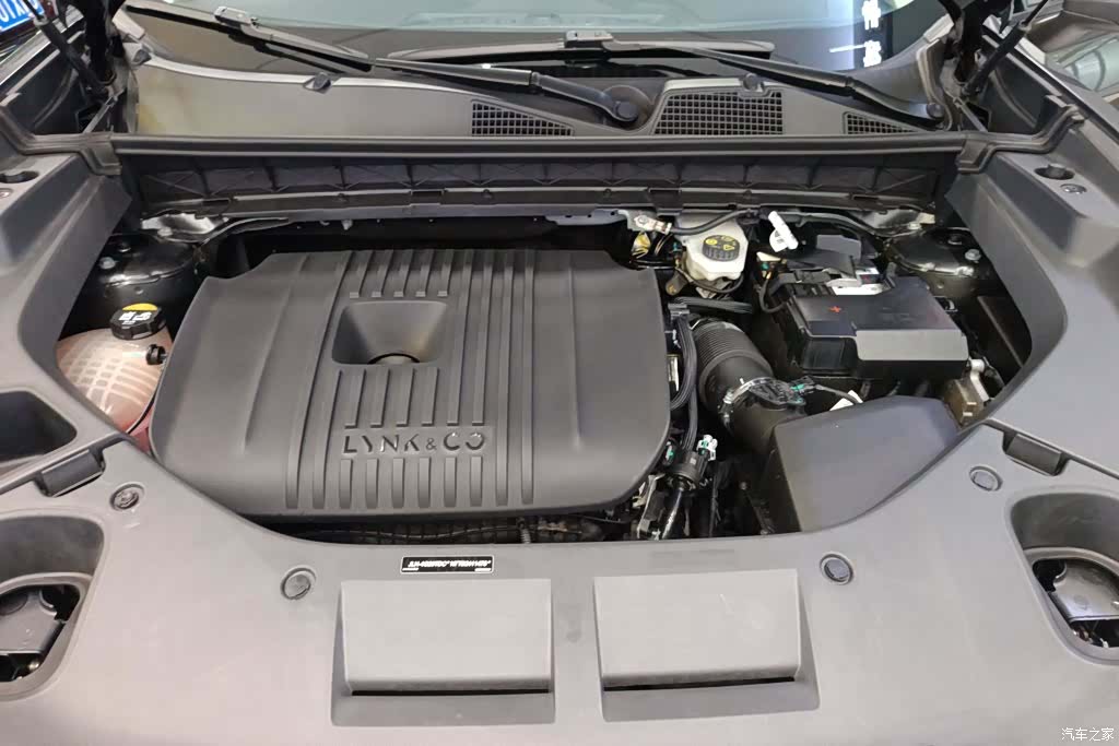 Lynk & Co 01, 2022 10