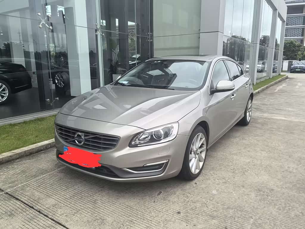 Volvo S60