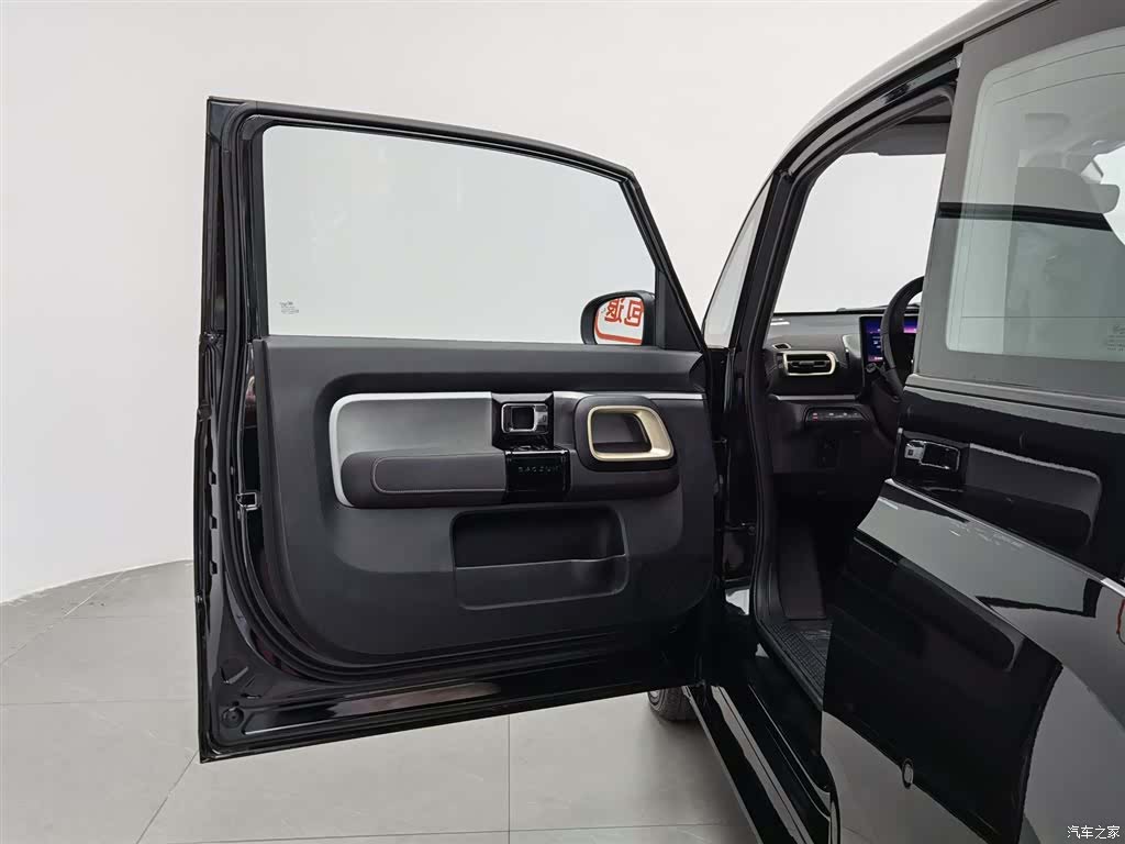 Wuling KiWi, 2024 8