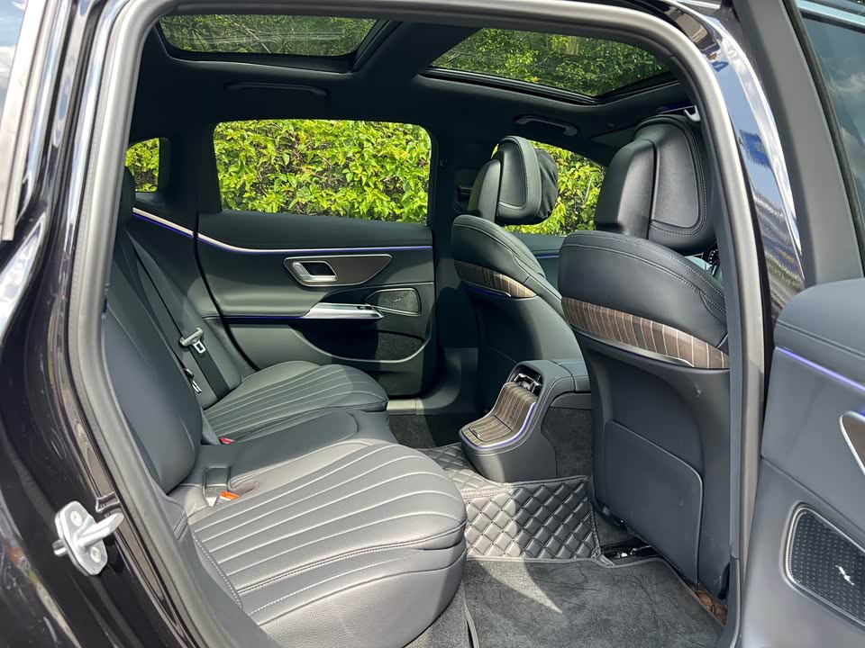 Mercedes-Benz E-class Mercedes-Benz E-class