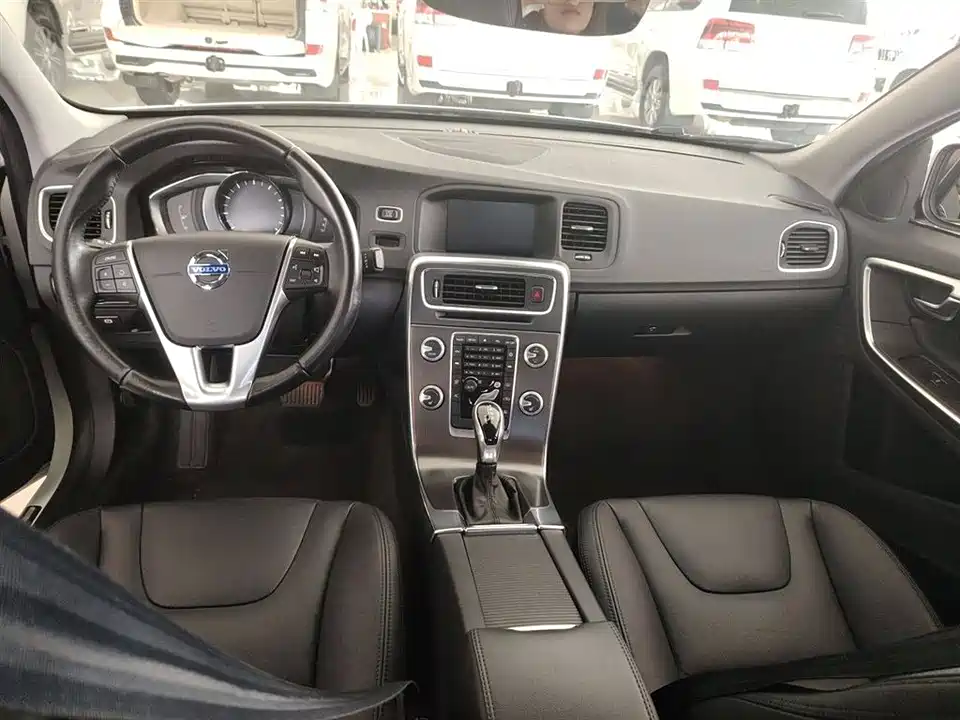 Volvo S60