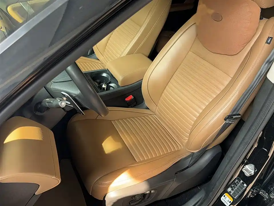 Land Rover Discover sports