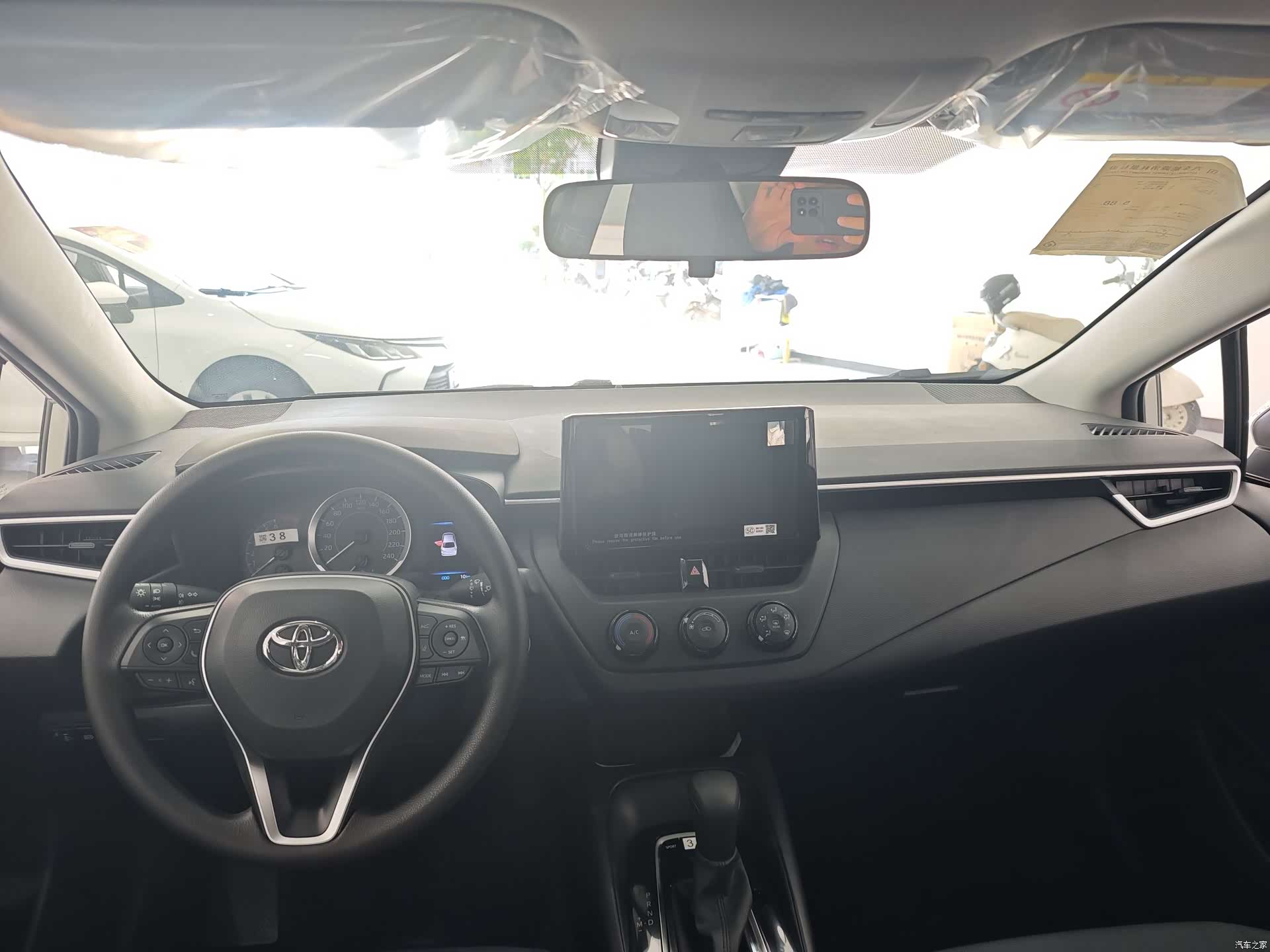 Toyota Corolla, 2025 6