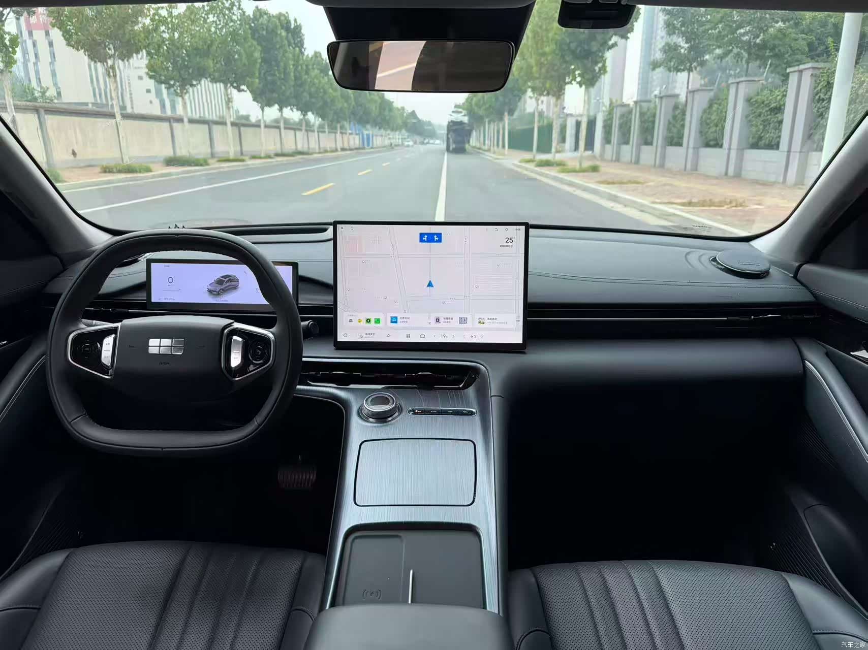 Geely Galaxy E5, 2025 9