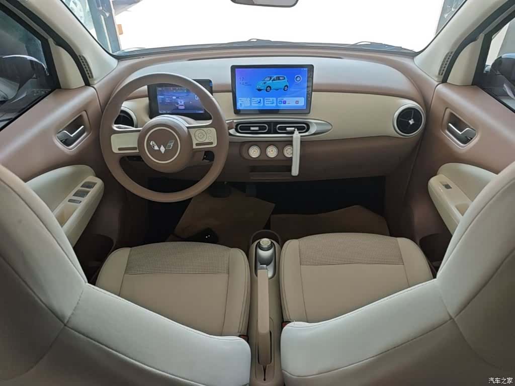 Wuling MINIEV, 2025 10