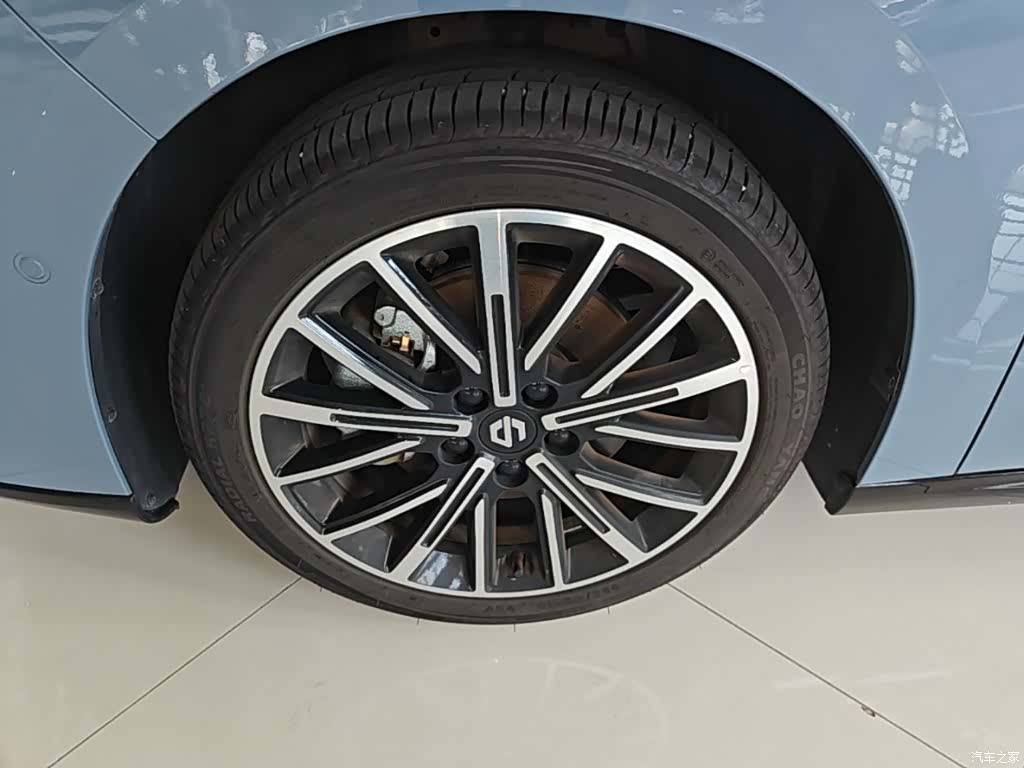Leapmotor B01, 2025 23