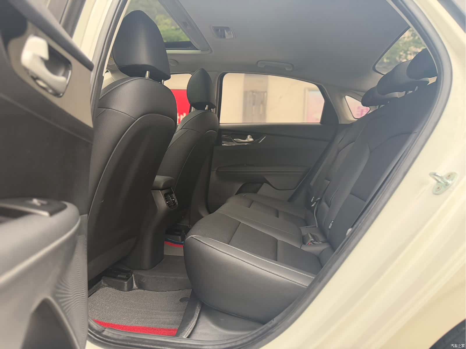 Kia K3, 2022 13