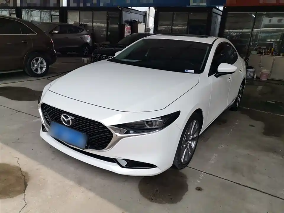 Mazda 3 Angkesaila