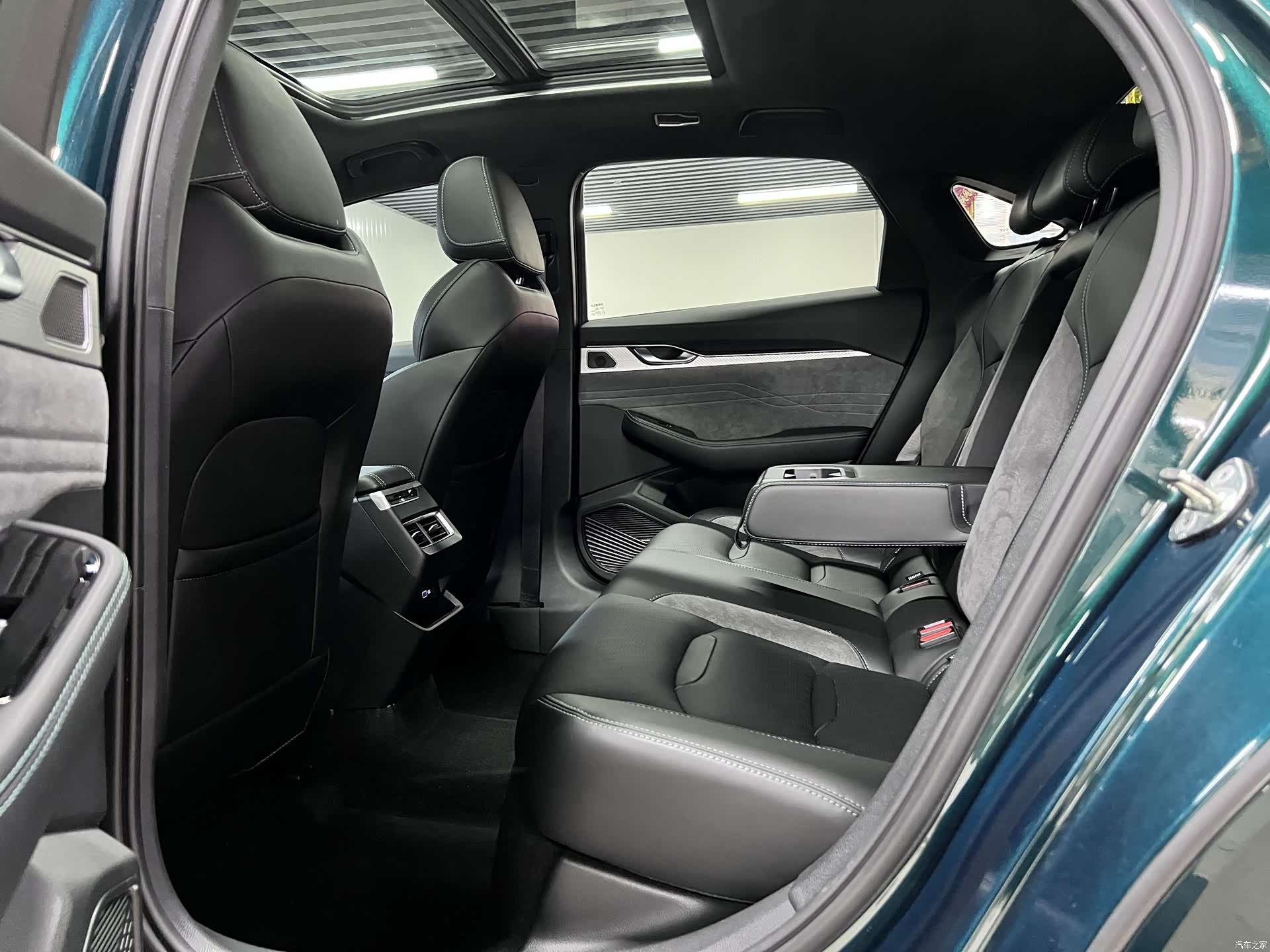 Geely Preface, 2023 8