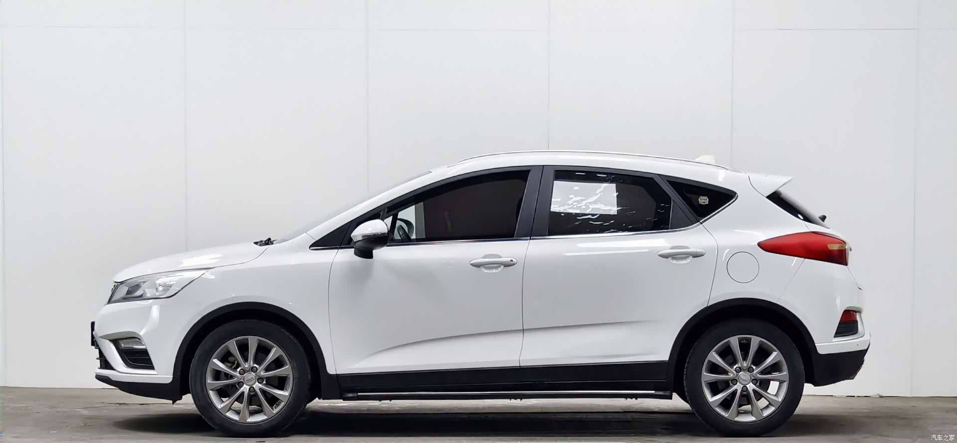 Geely Emgrand, 2017 7