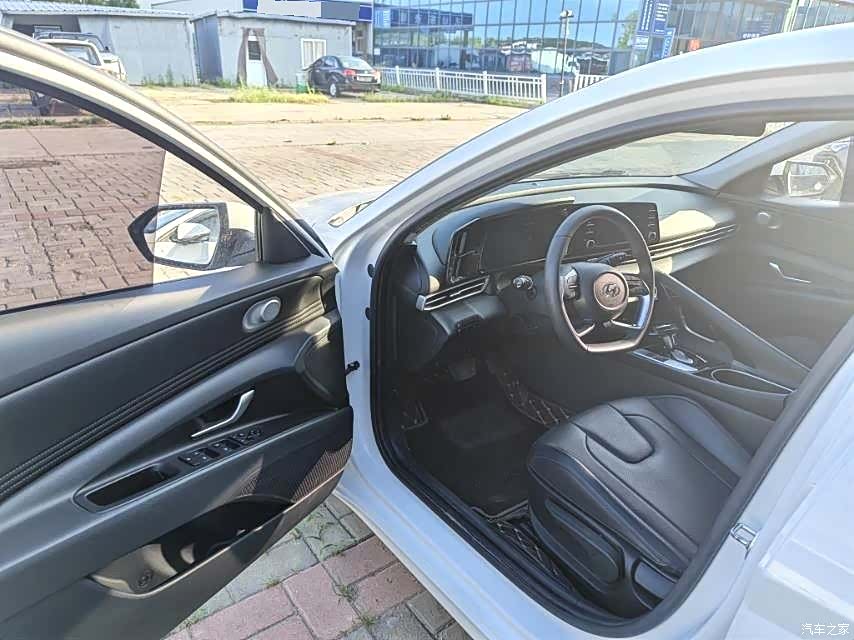 Hyundai Elantra, 2021 6