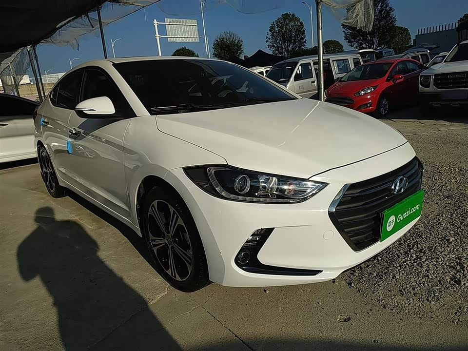 Hyundai Lead