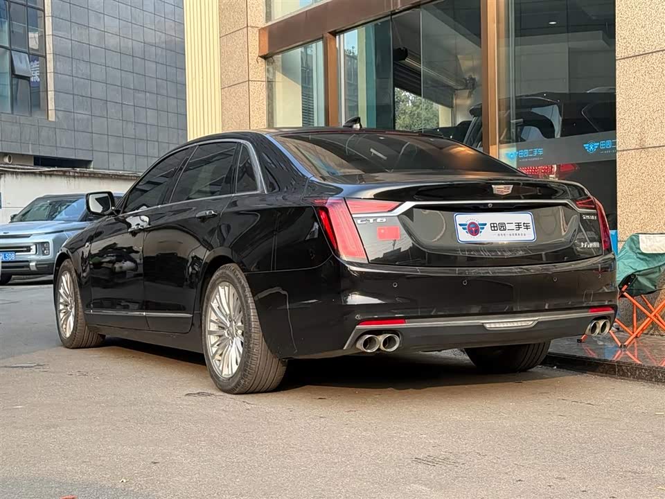 Cadillac CT6