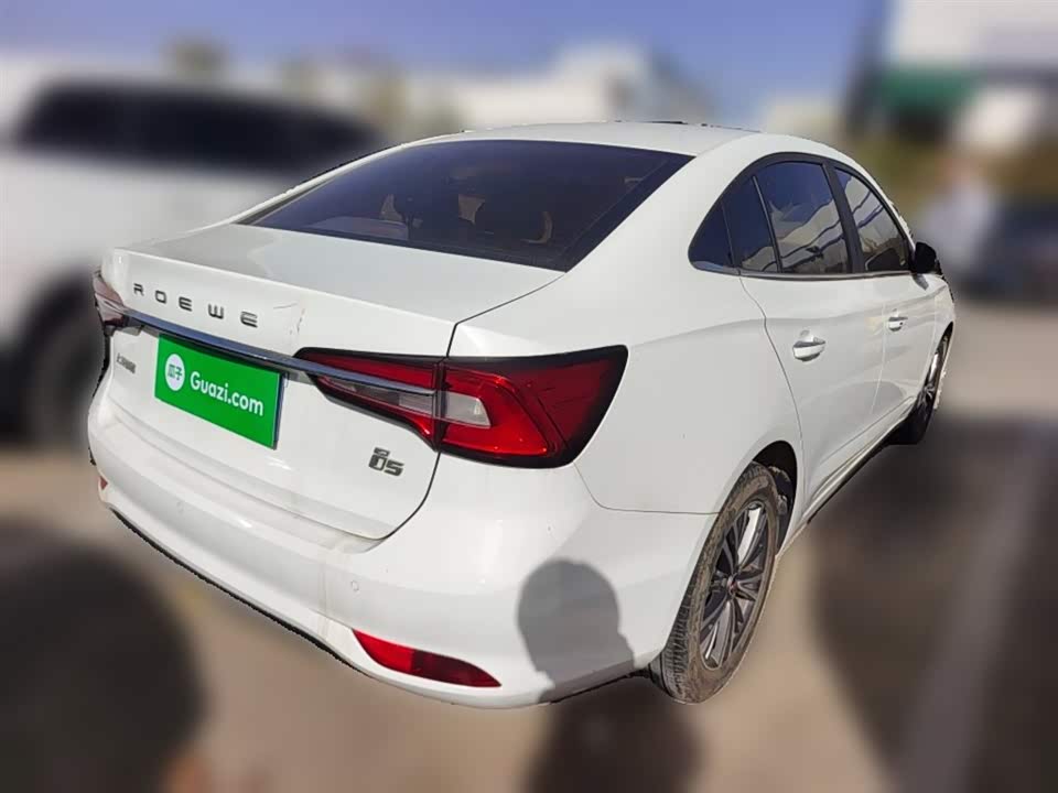 Roewe i5
