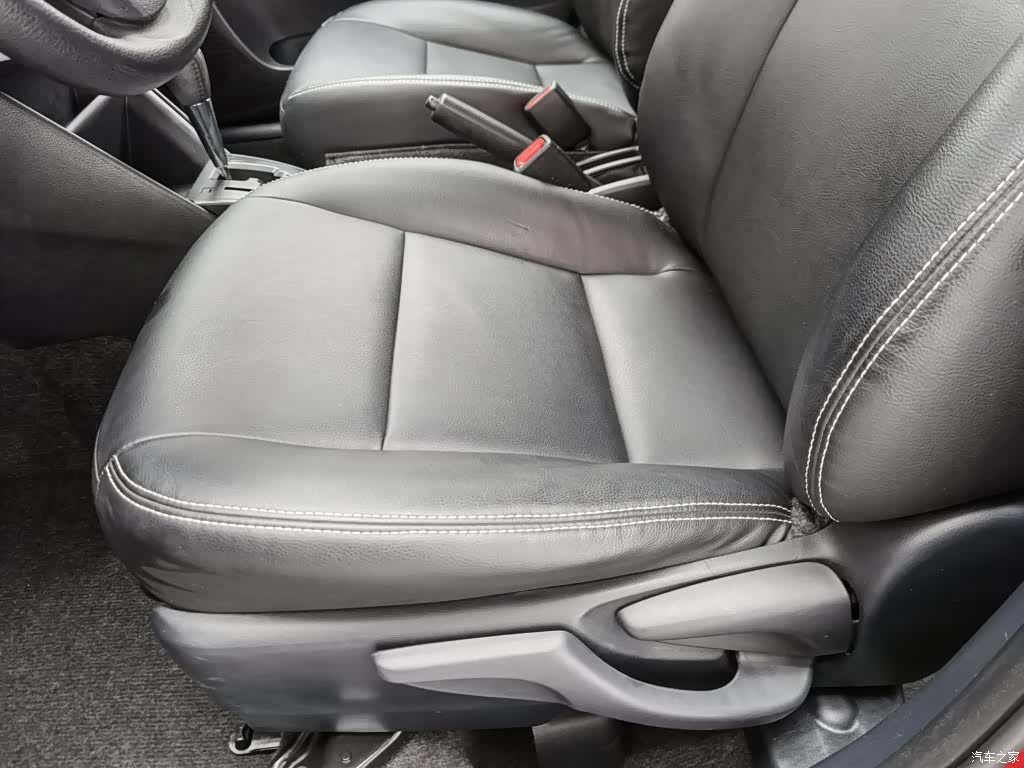 Toyota YARiS L, 2019 20