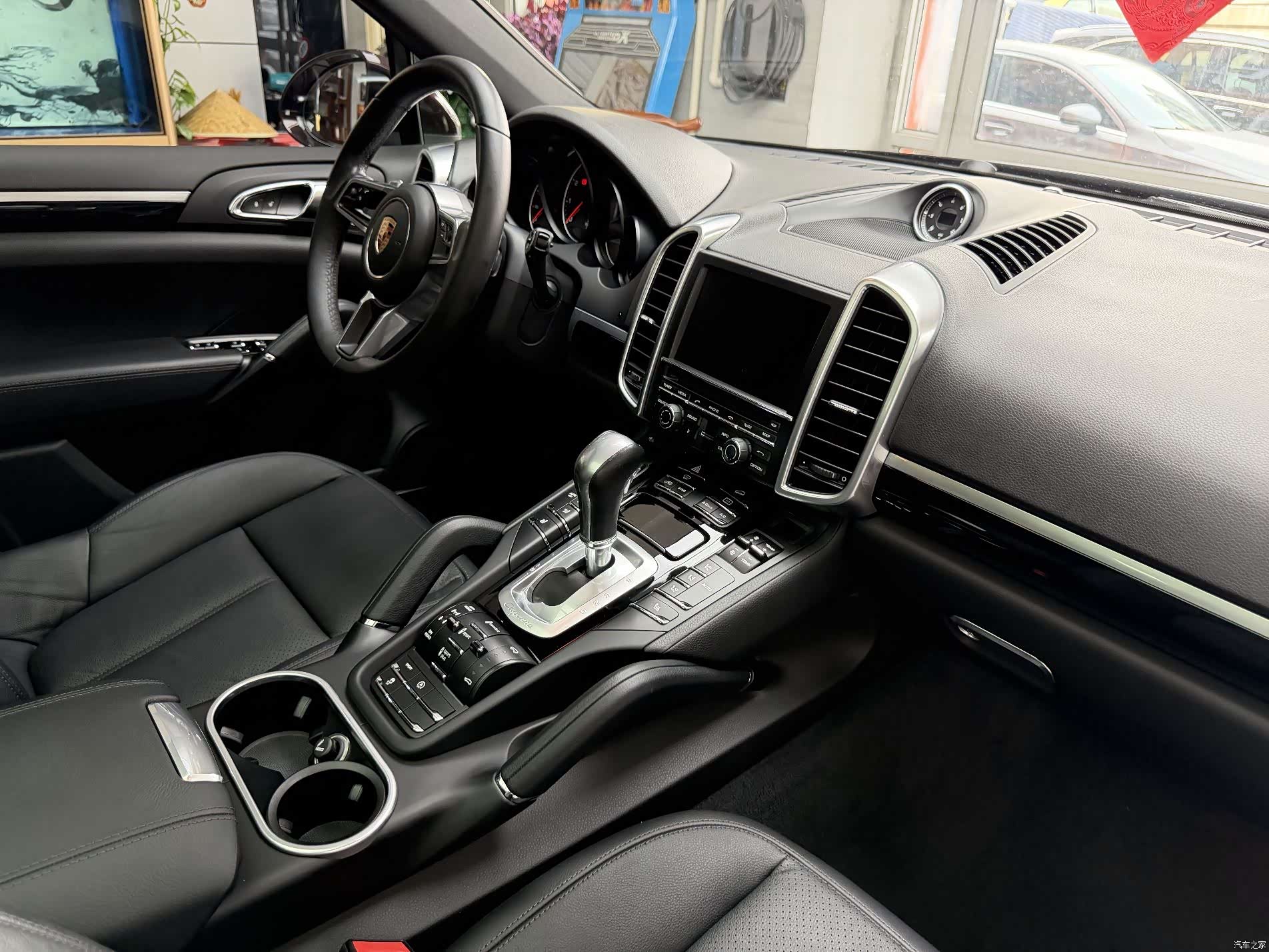 Porsche Cayenne, 2016 12