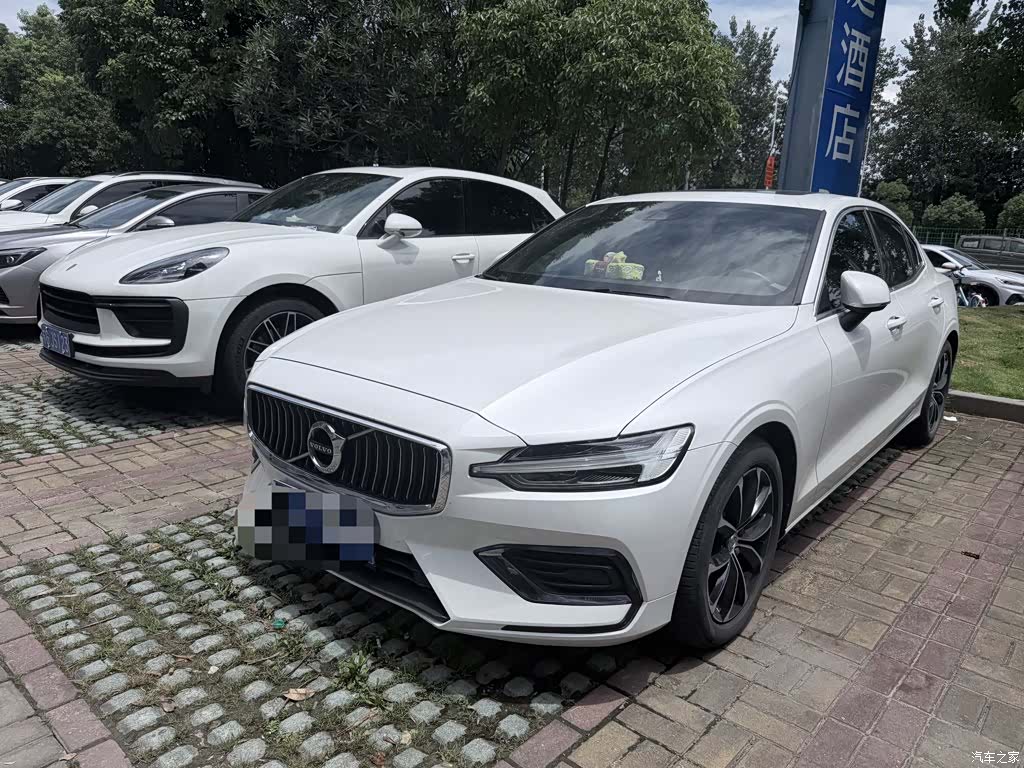 Volvo S60