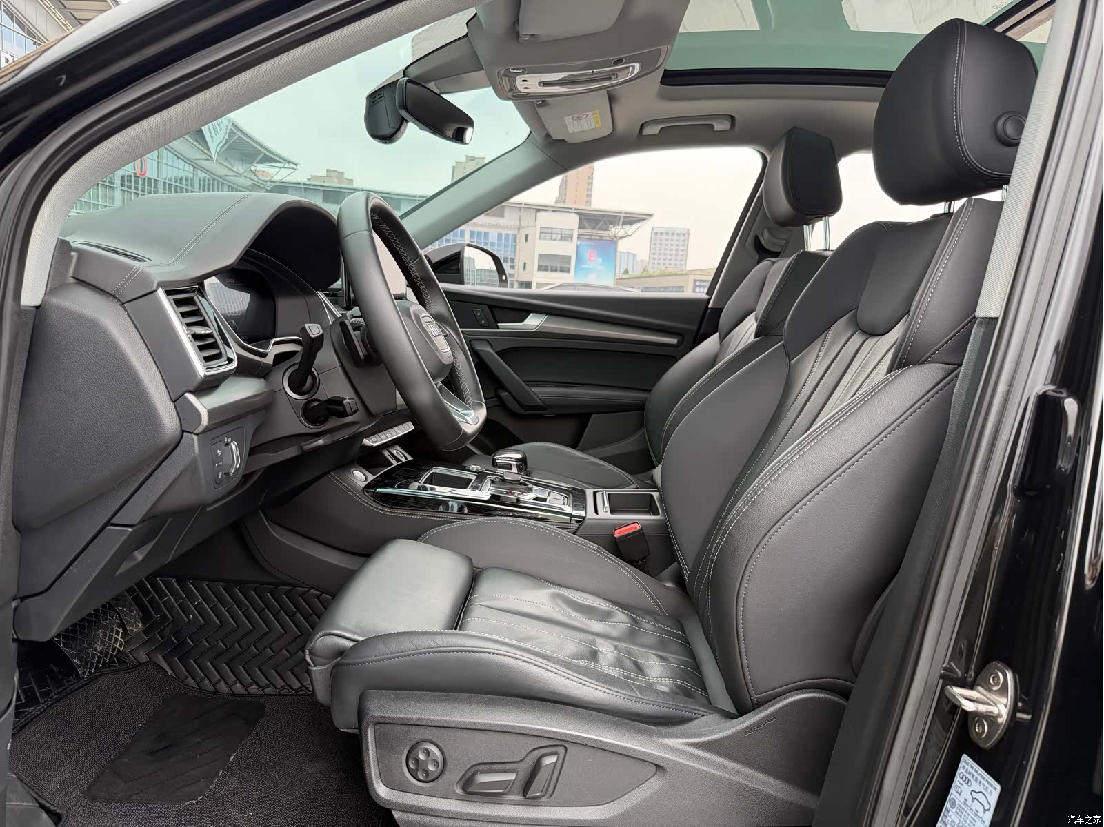 Audi Q5L, 2022 17