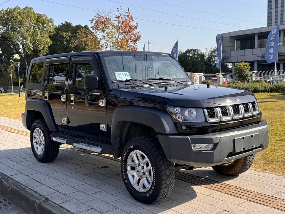 Beijing BJ40