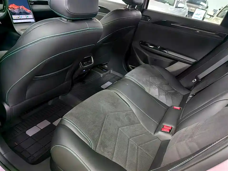 Geely Galaxy Galaxy L6