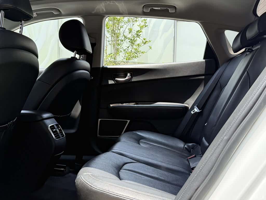 Kia K5, 2015 16