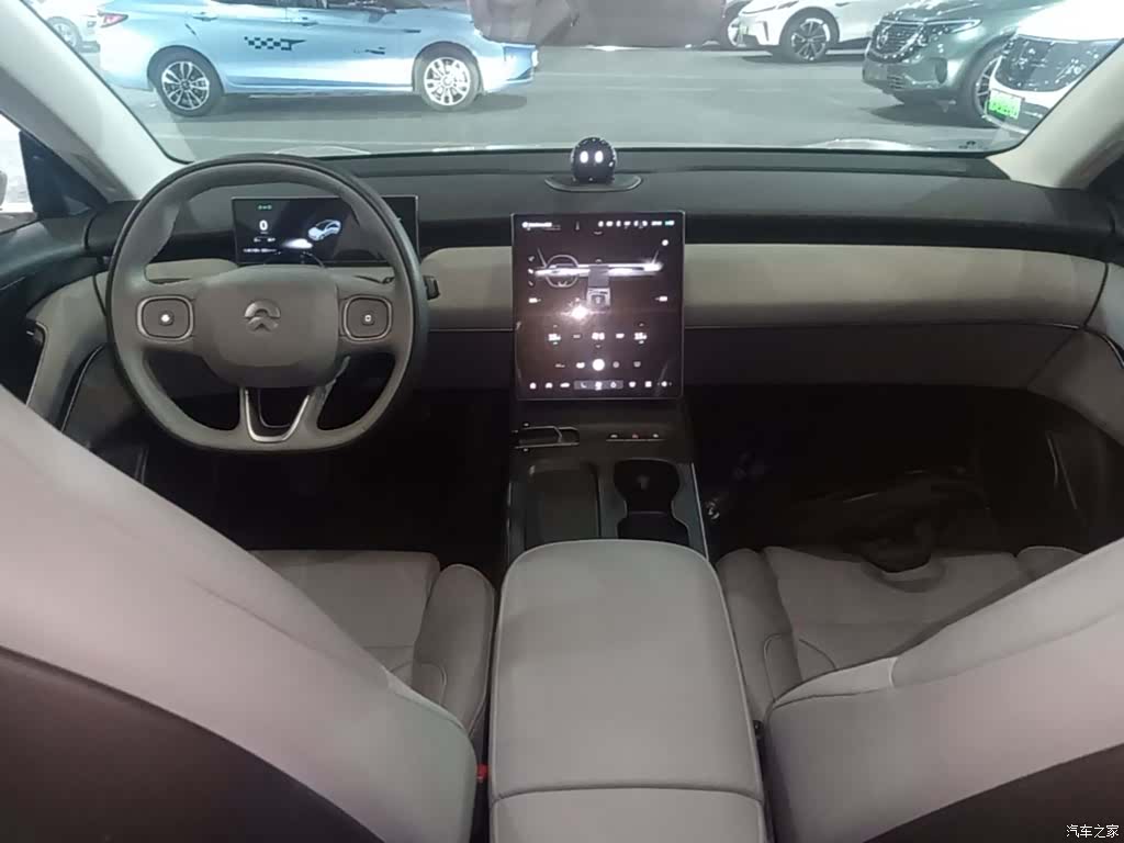 NIO ET5, 2023 10