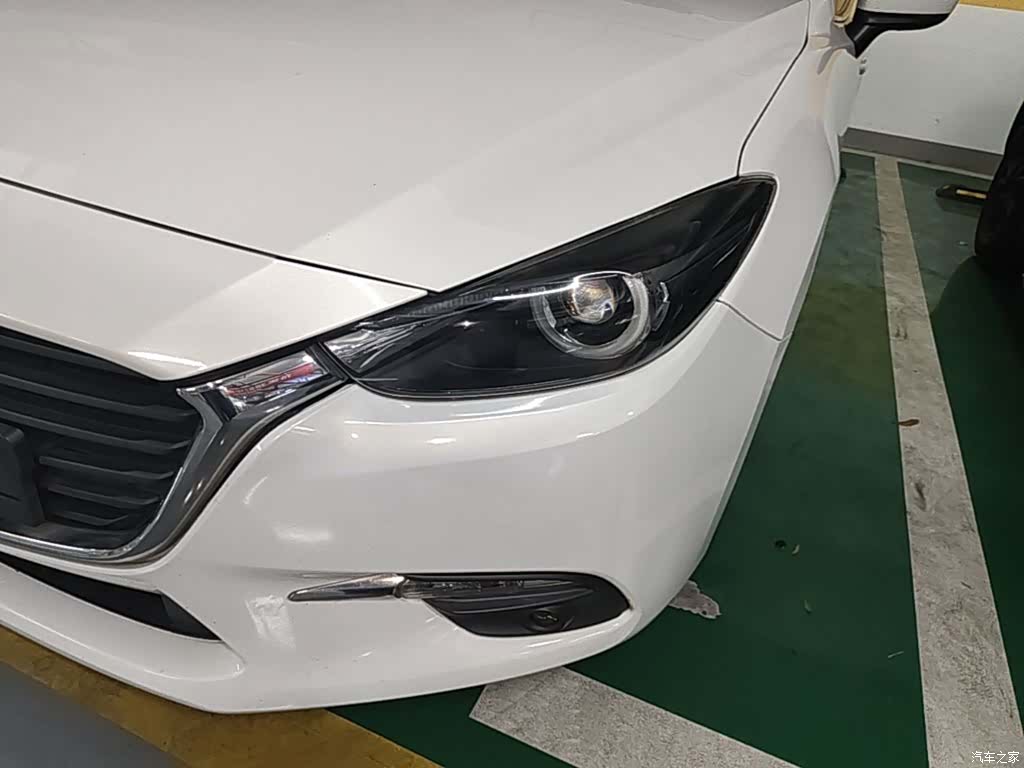 Mazda Mazda3, 2018 24