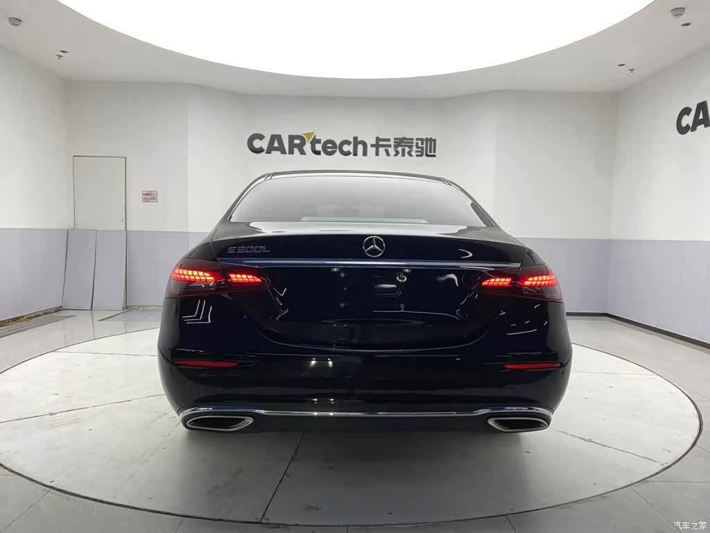 Mercedes-Benz E-Class, 2023 6