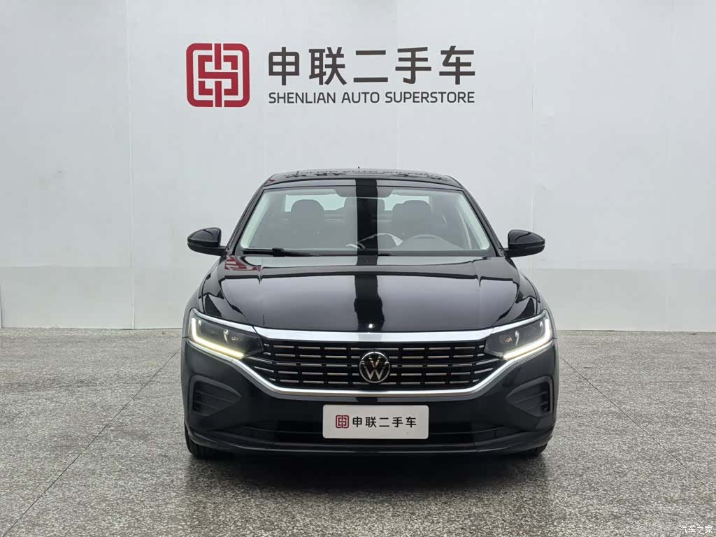 Volkswagen Passat, 2025 все фото