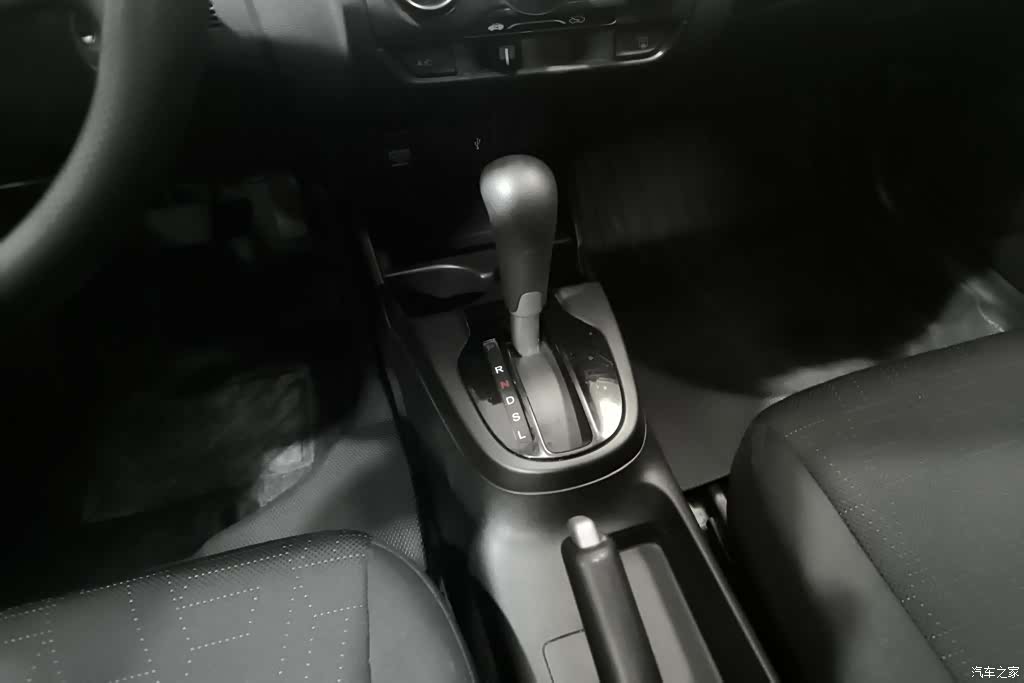 Honda Fit, 2017 16