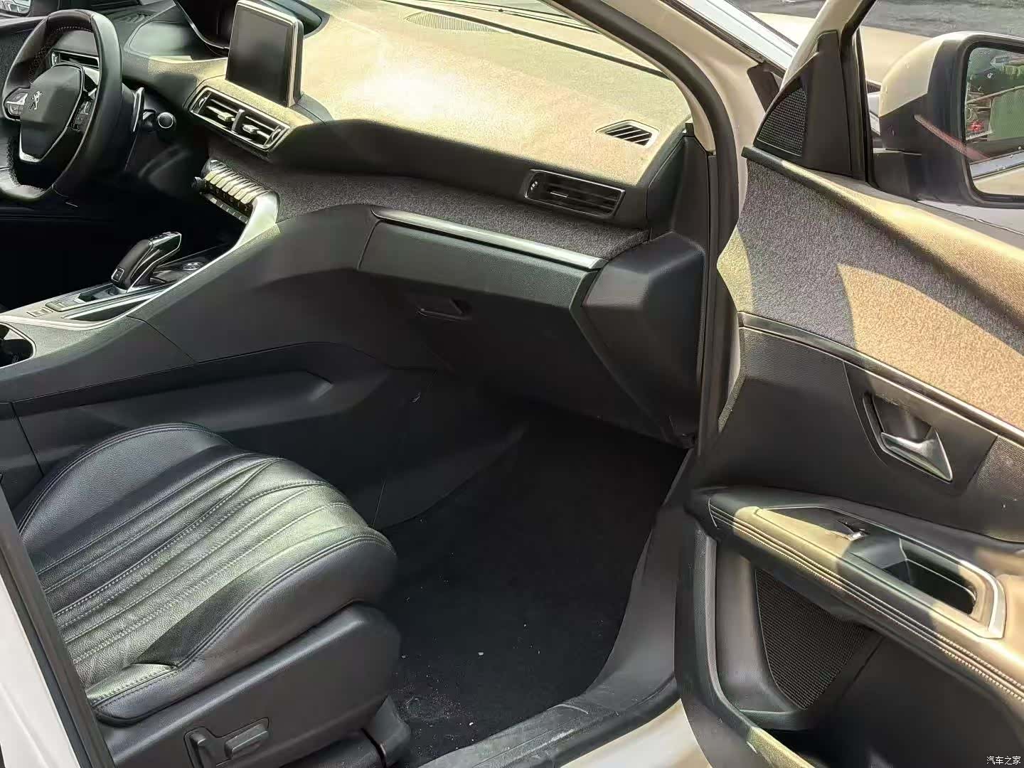 Peugeot 4008, 2019 все фото