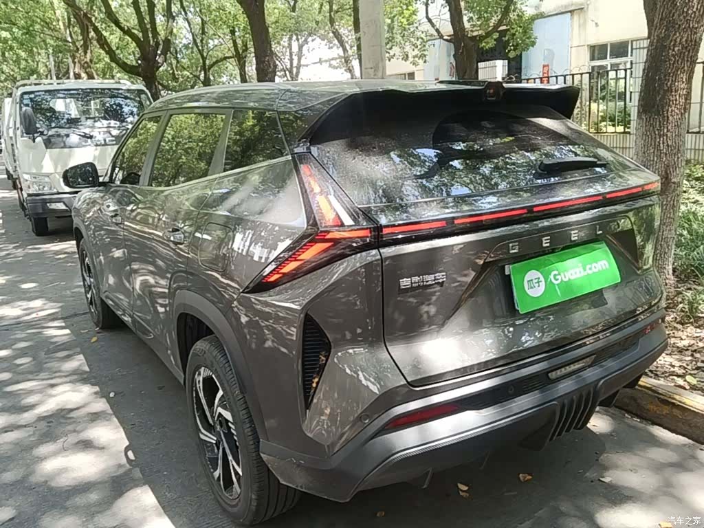 Geely Boyue, 2024 все фото