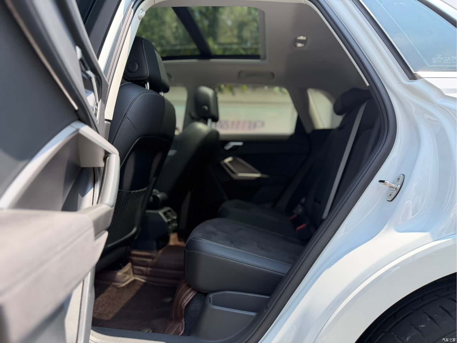 Audi Q3, 2022 12