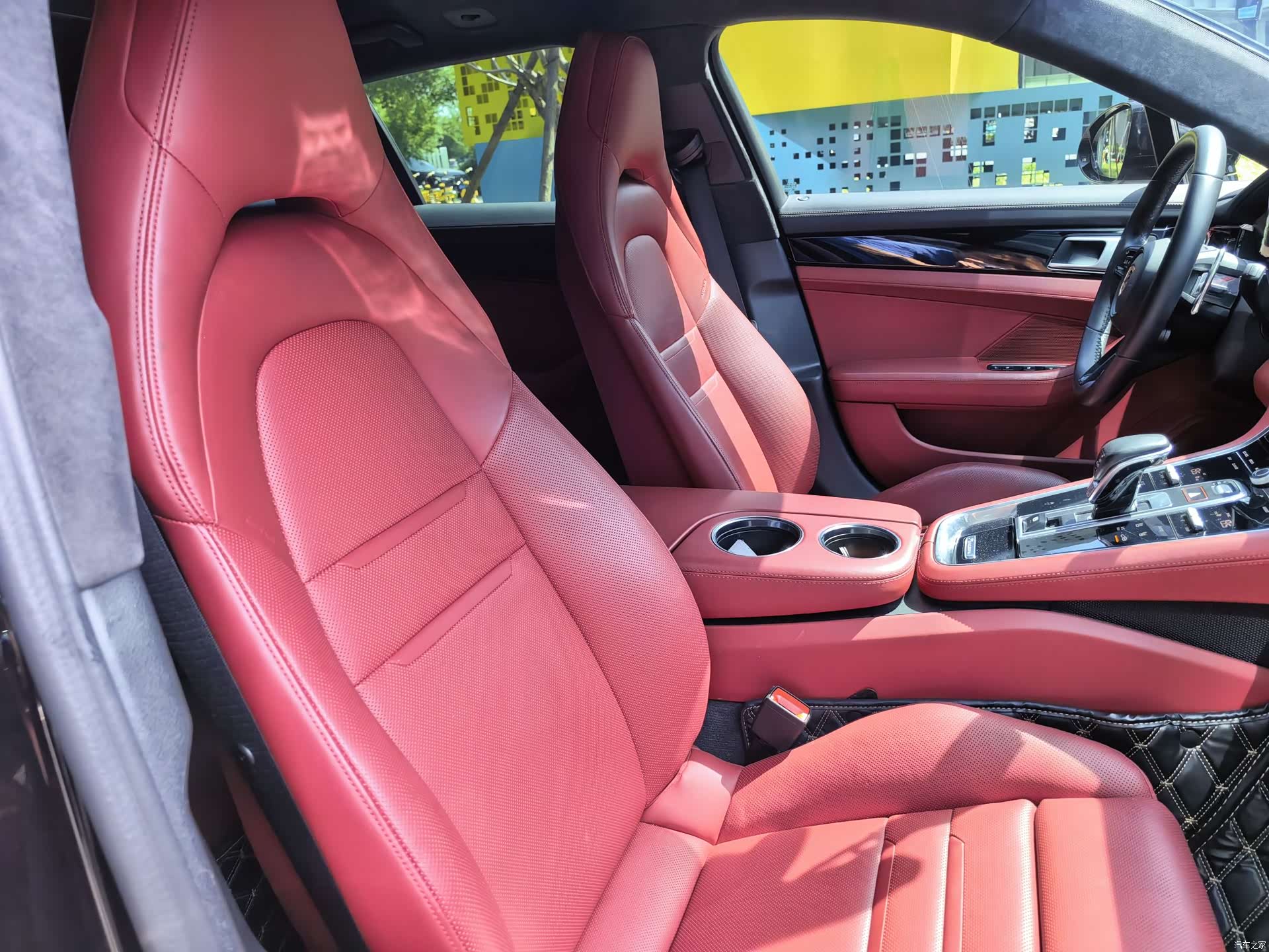 Porsche Panamera, 2022 12