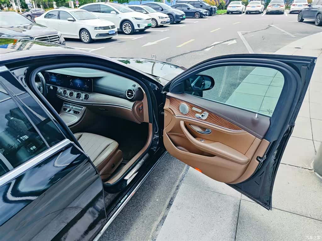 Mercedes-Benz E-Class, 2020 22