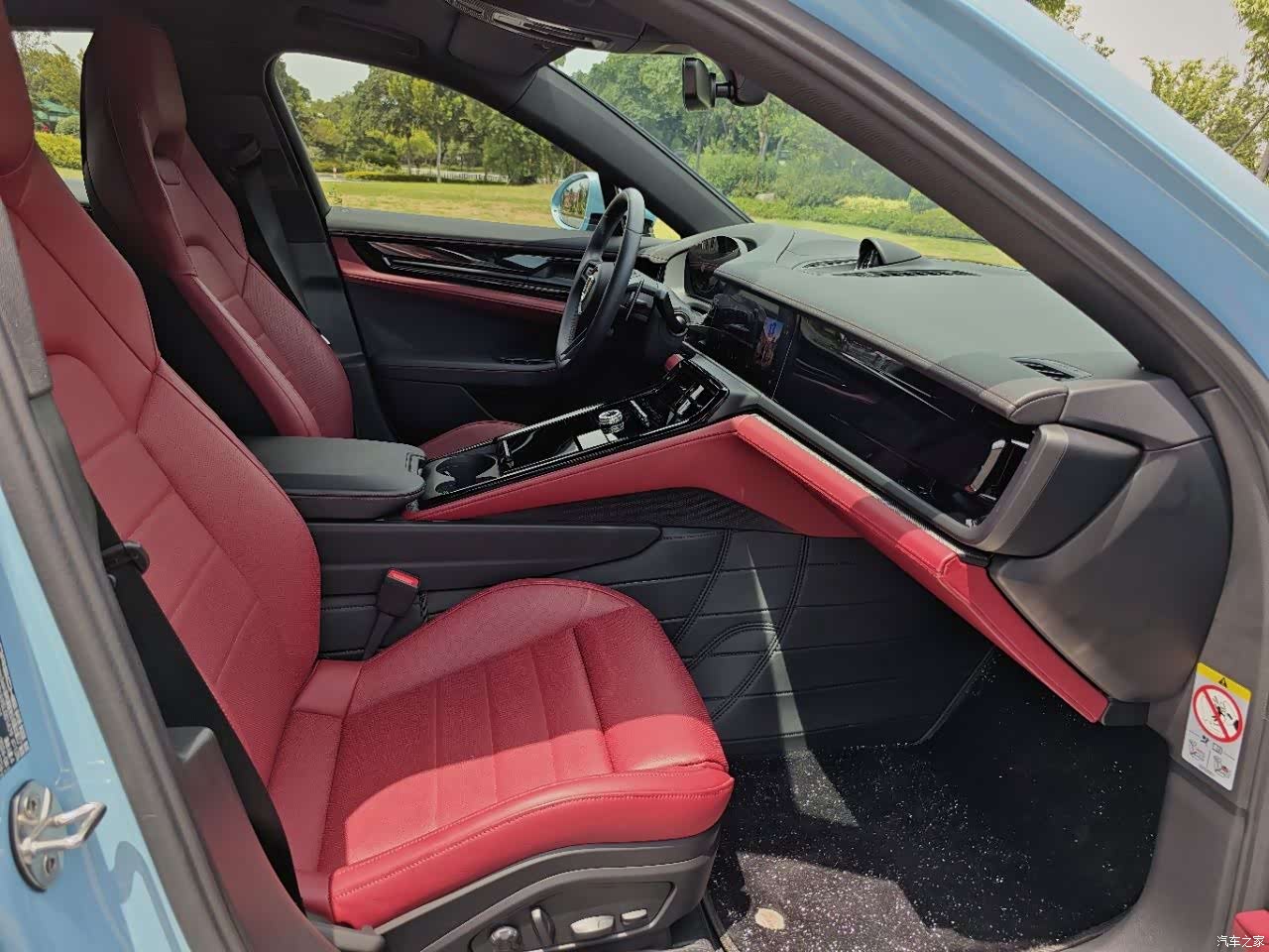 Porsche Panamera, 2025 12