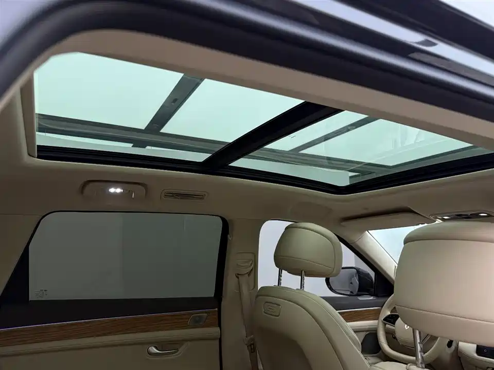 AITO Ask the world M7