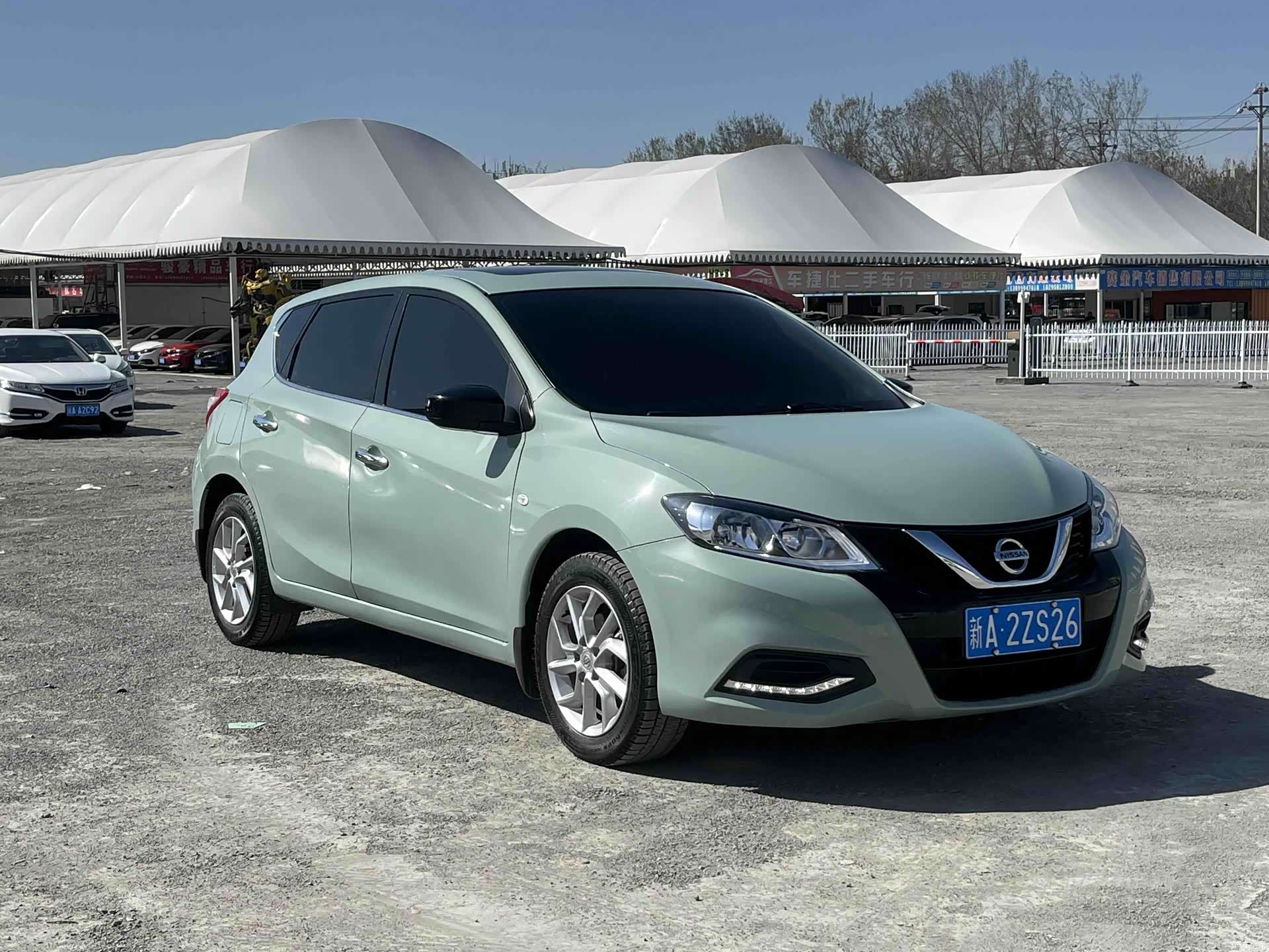 Nissan Tiida, 2023 3