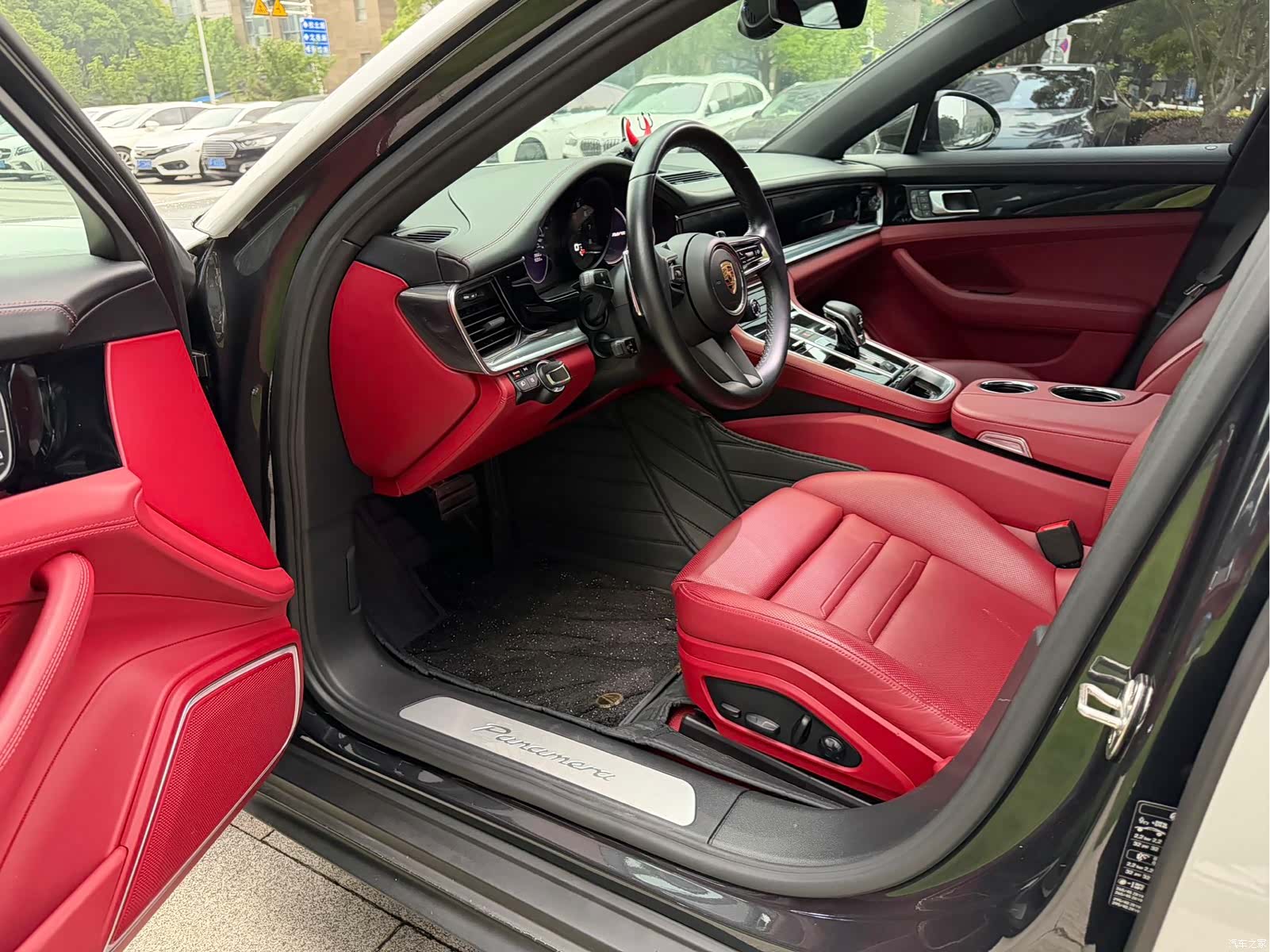 Porsche Panamera, 2023 9