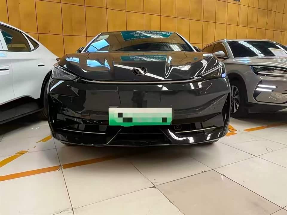 Volkswagen With the crowd 06