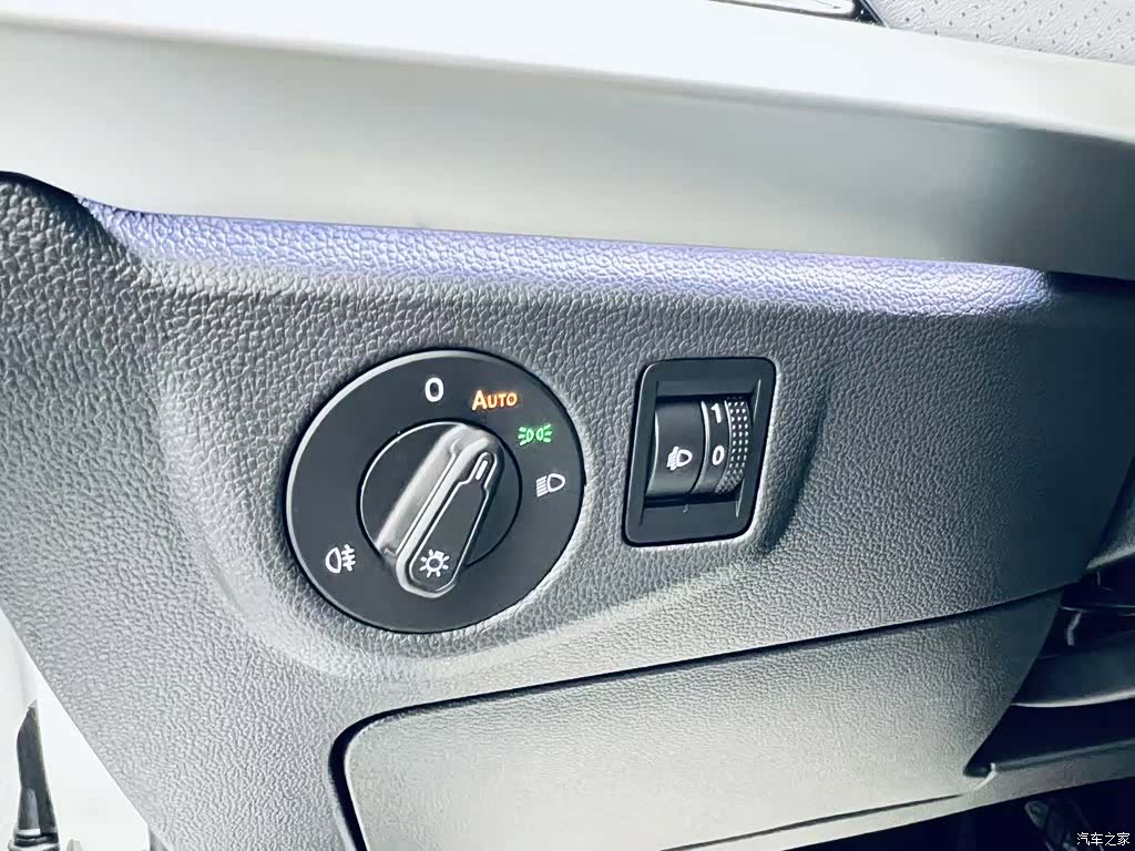 Volkswagen Lavida, 2026 18
